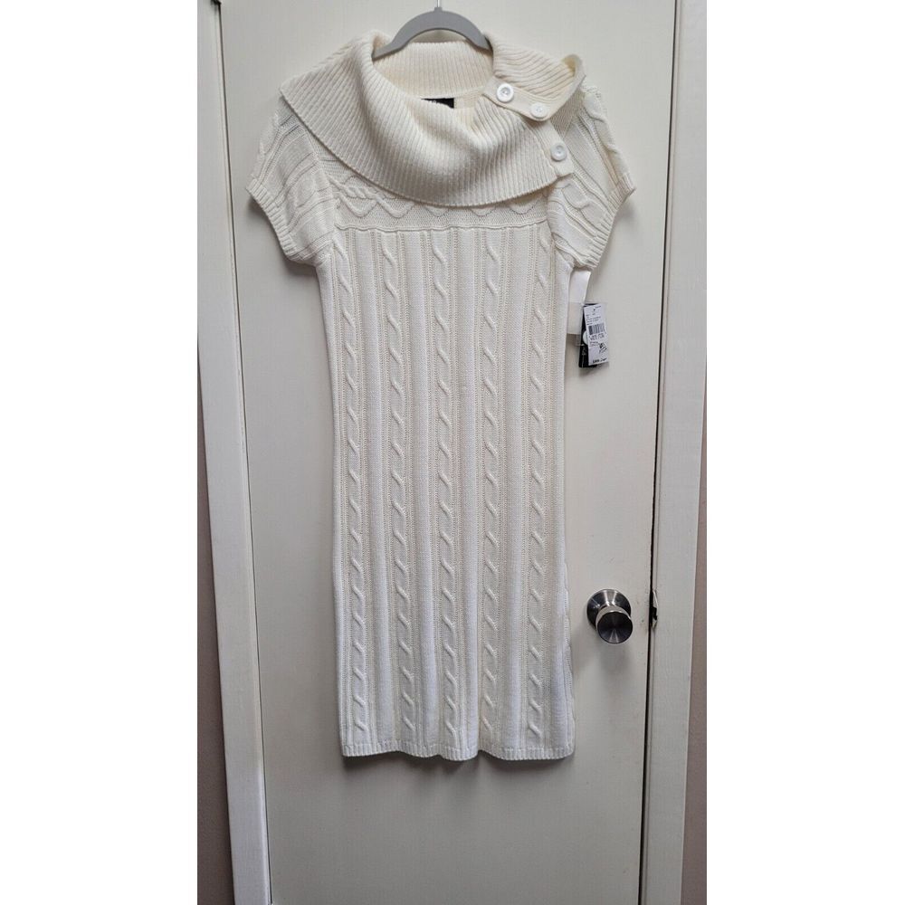 Nwt‎ AGB Dress Crochet White Sweater Dress